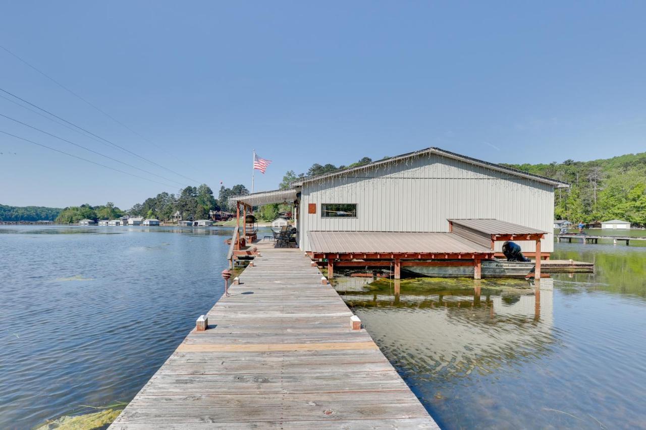 Guntersville Lake Home With Deck And Covered Boat Slip Scottsboro Esterno foto